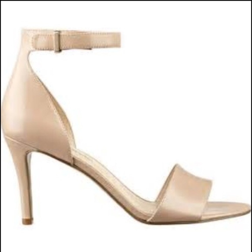Nine West Nude Heels